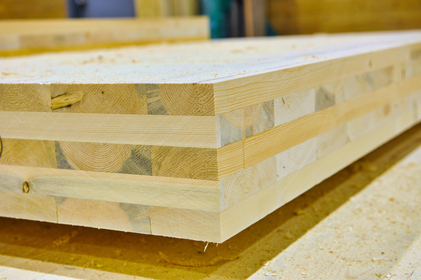 CLT (Cross Laminated Timber)